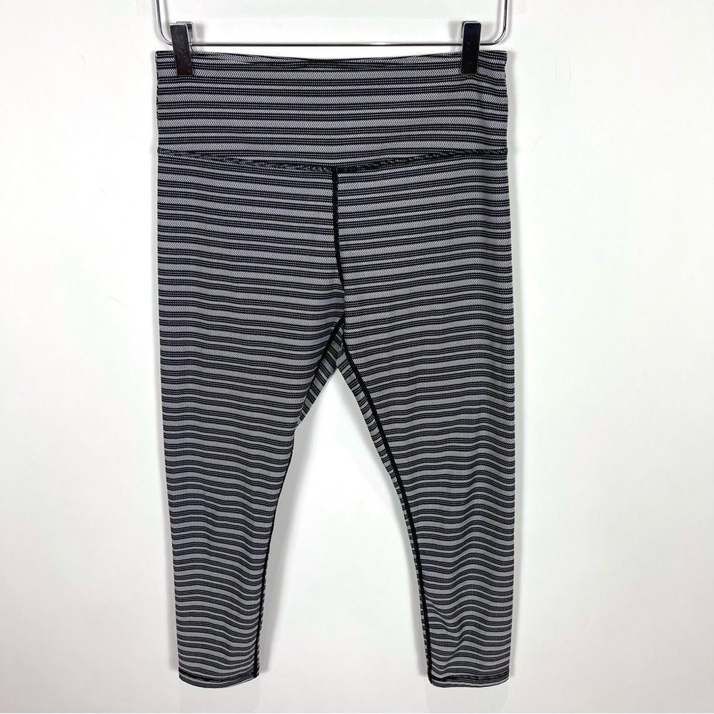ZYIA Active black white stripped leggings